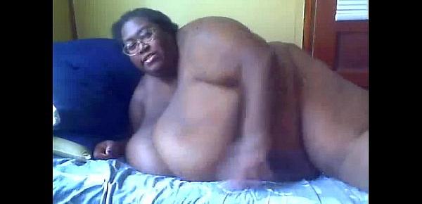  SSBBW black amateur MsBinthere playing with boobs in bed